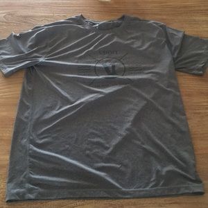 Vuori workout shirt